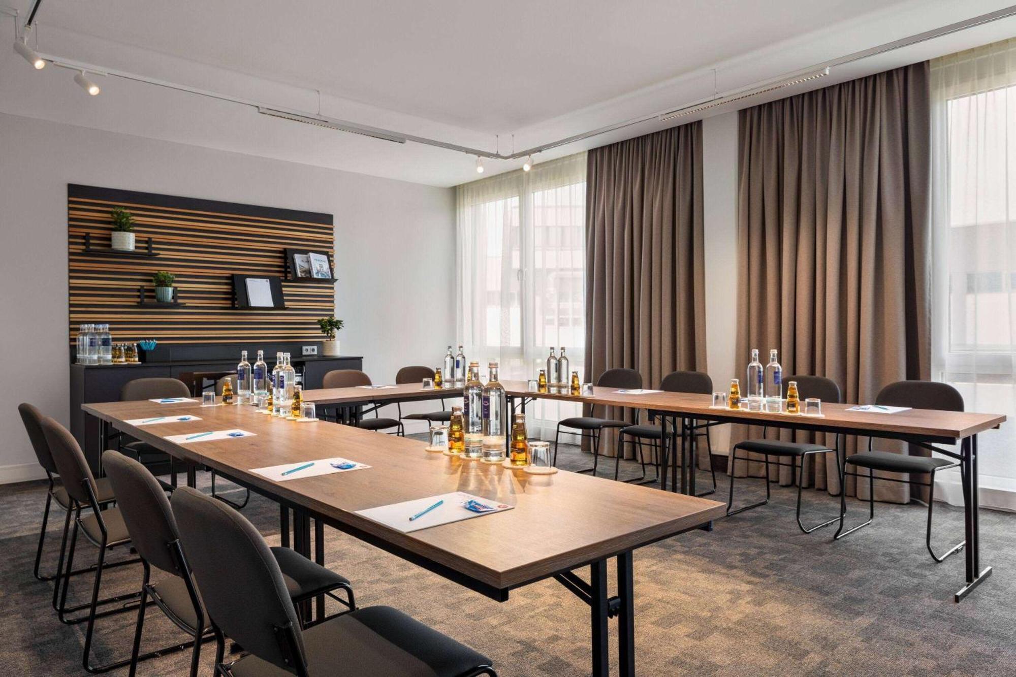 Vienna House Easy By Wyndham Frankfurt Airport Hotell Kelsterbach Exteriör bild