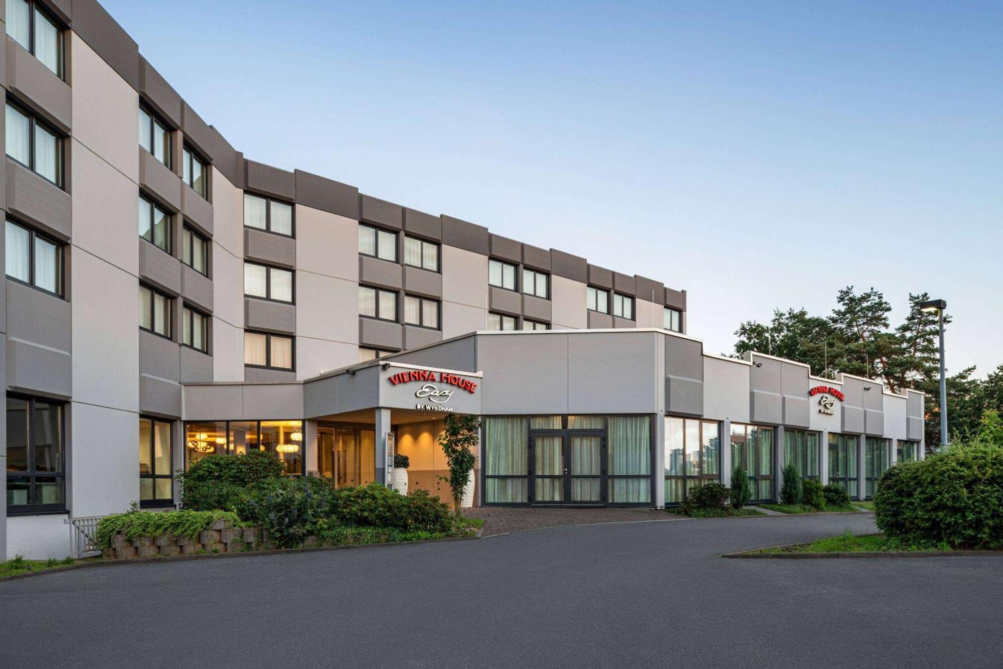 Vienna House Easy By Wyndham Frankfurt Airport Hotell Kelsterbach Exteriör bild